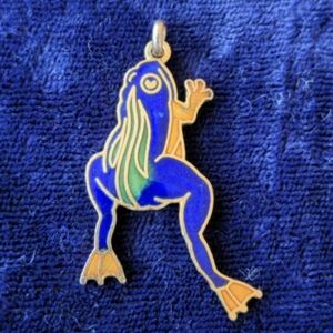 Vintage cloisonne gold tone Frog pendant